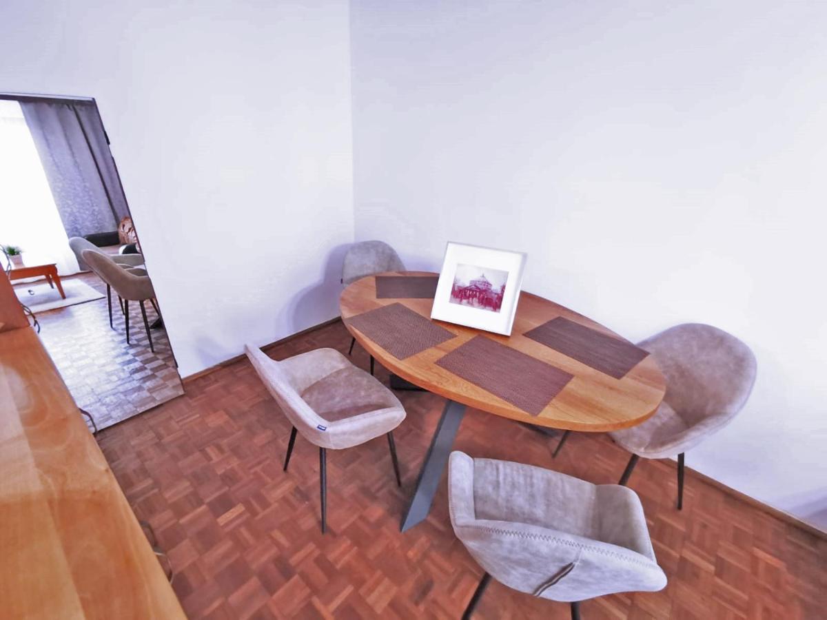 Cozy Apartment Sala Palatului Bukares Bagian luar foto